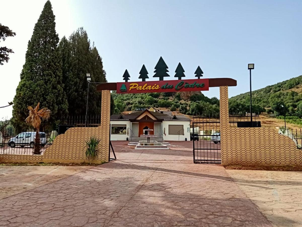 מלון Ait Bou Tarhat Palais Du Cedre מראה חיצוני תמונה