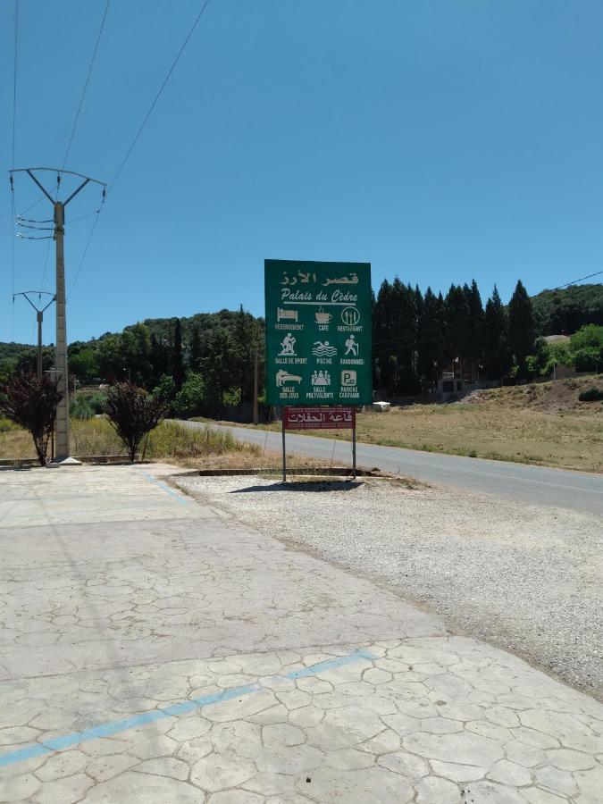 מלון Ait Bou Tarhat Palais Du Cedre מראה חיצוני תמונה